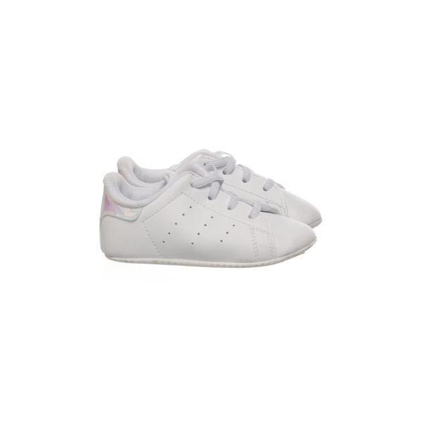 Baby shoes