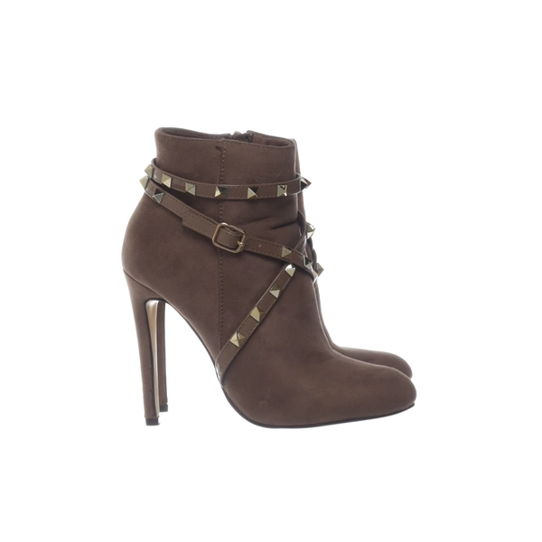 Mulanka, High-heeled boots