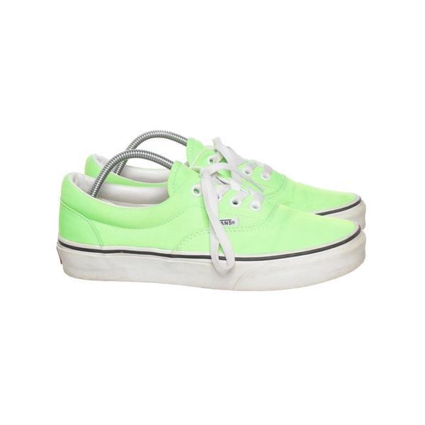 Canvas sneakers