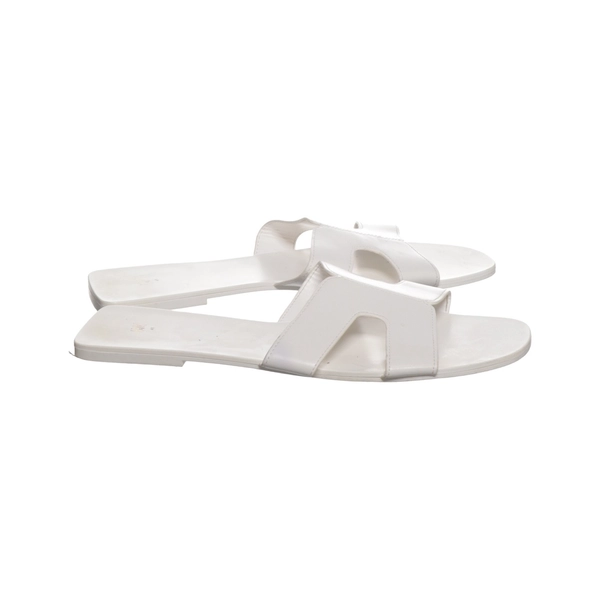 Slide sandals