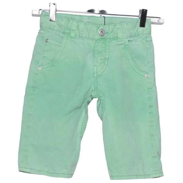 Three-quarter trousers