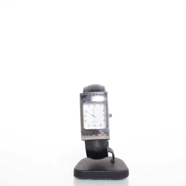 Quartz wristwatch