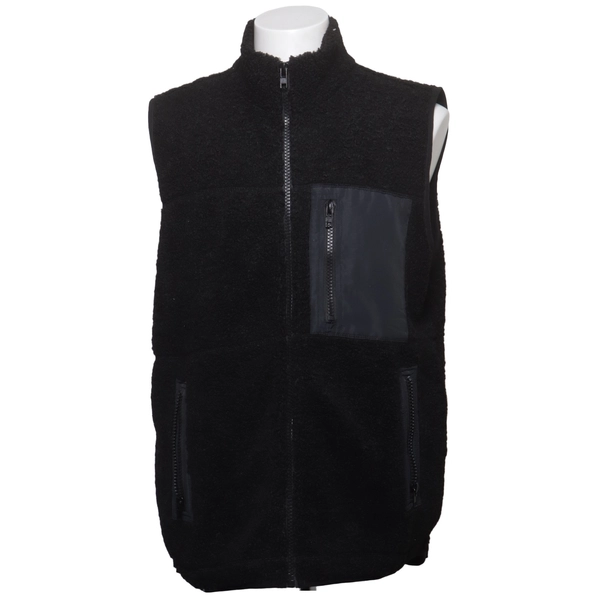 Outer vest