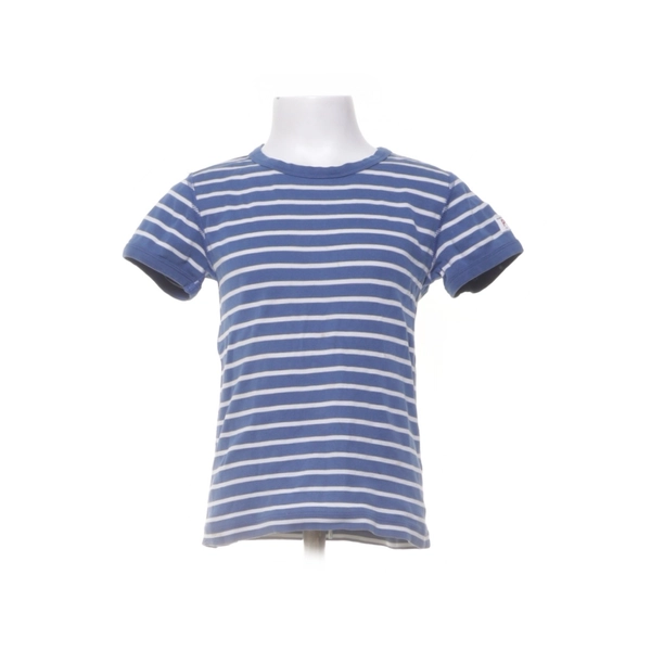 Long-sleeved T-shirt