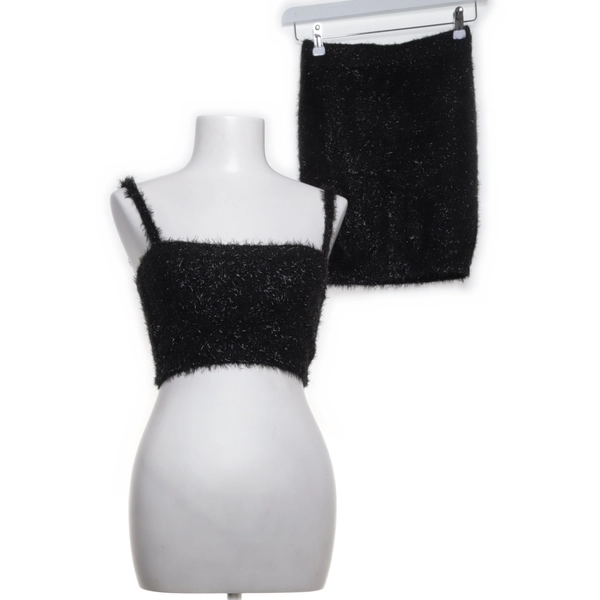 Two-piece set