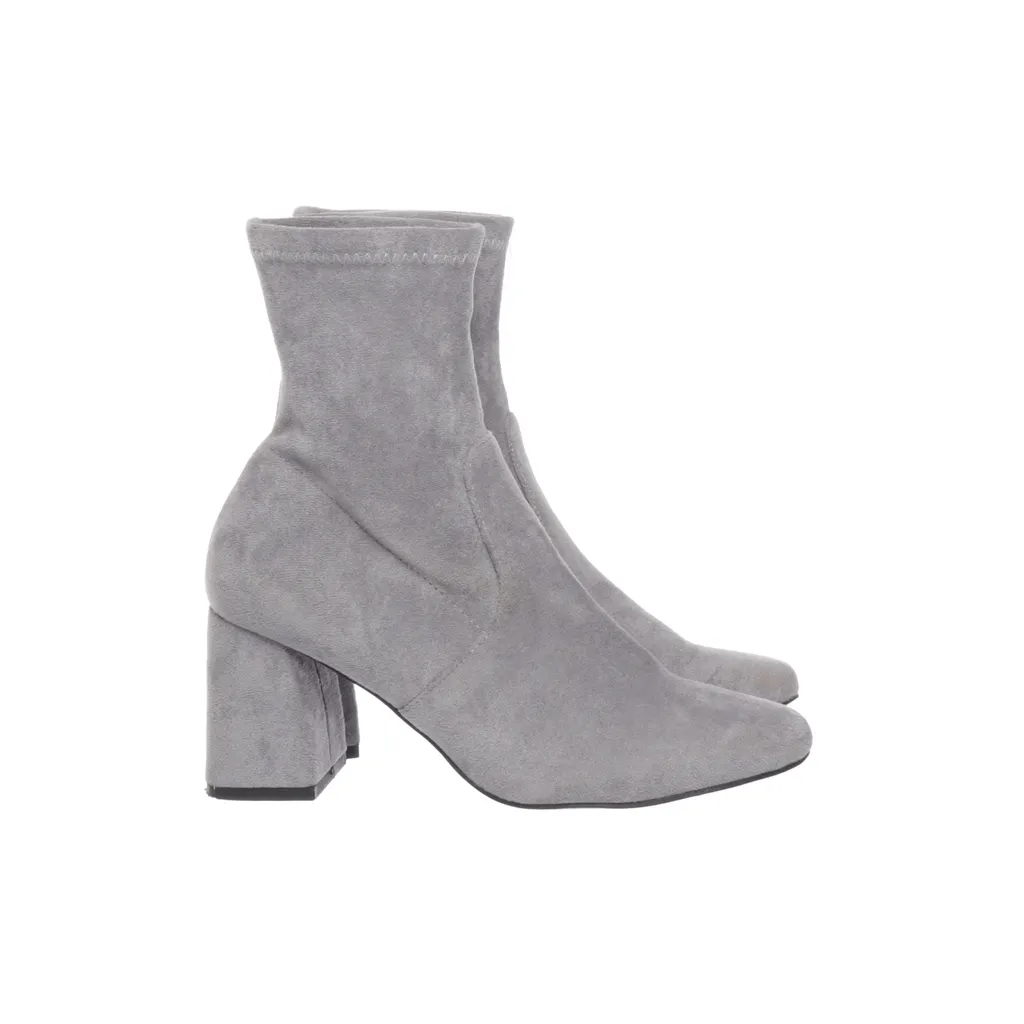 Image of Boohoo Laarzen met hak (Preloved)