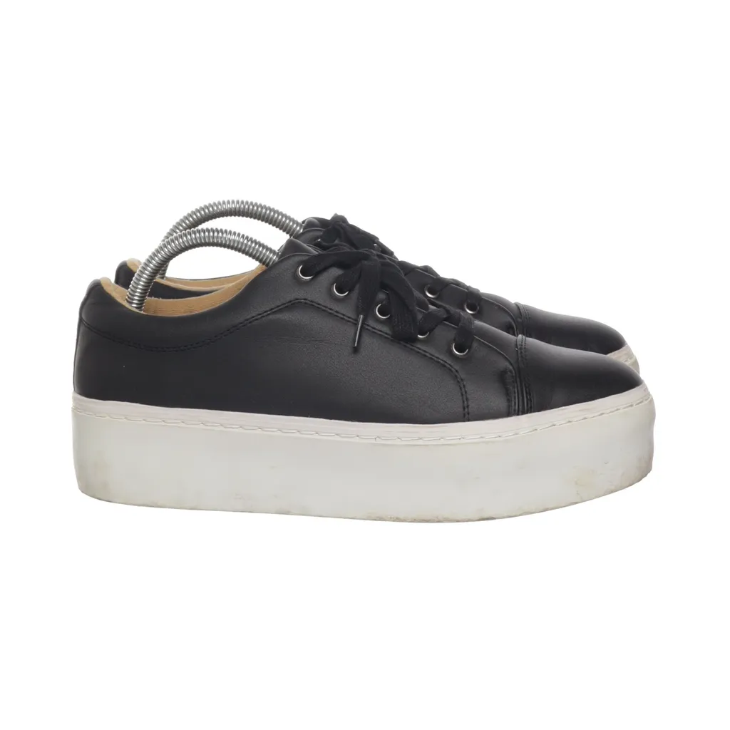 Image of ASOS Shoes Sneakers (Preloved)