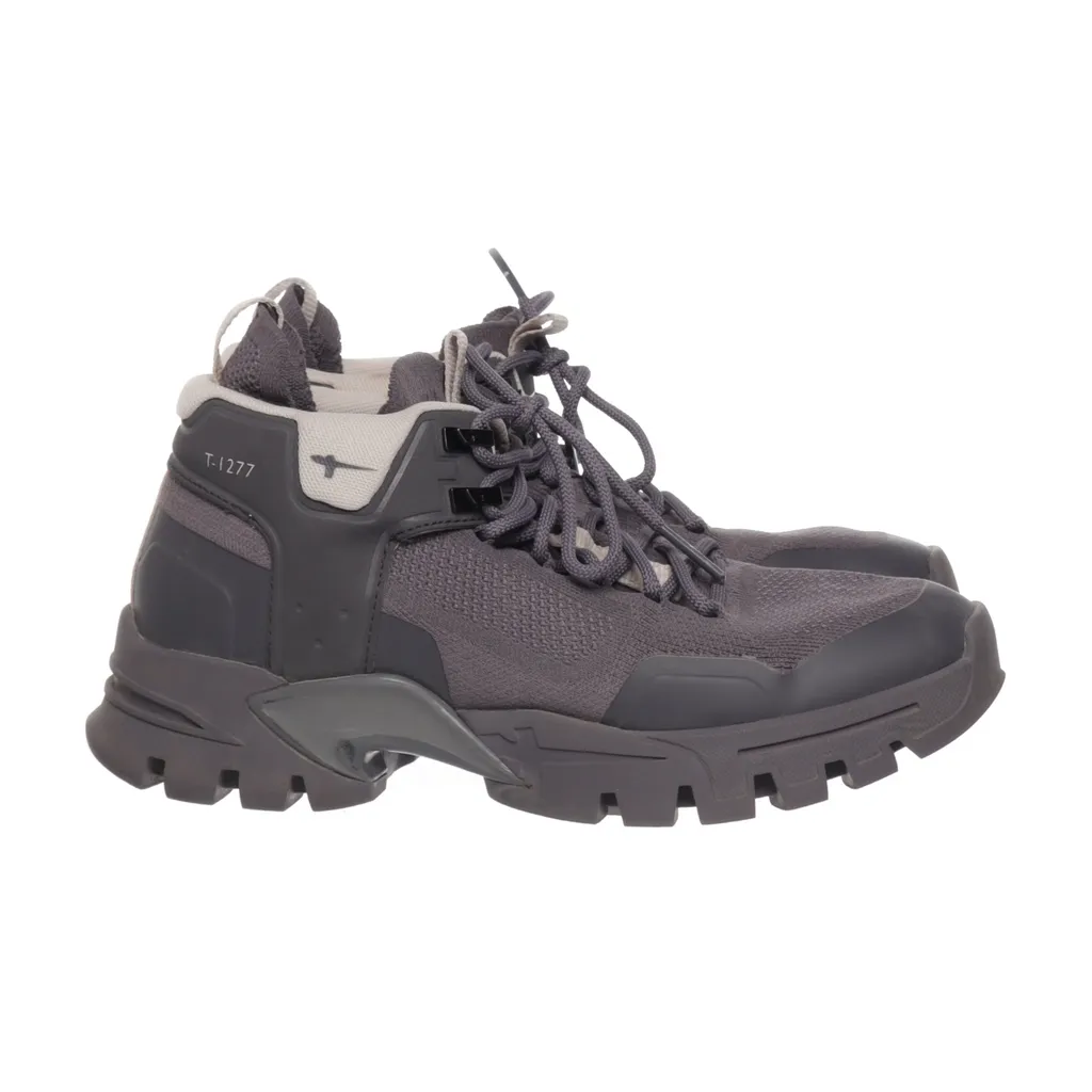 Image of Tamaris Hoge wandelschoenen (Preloved)