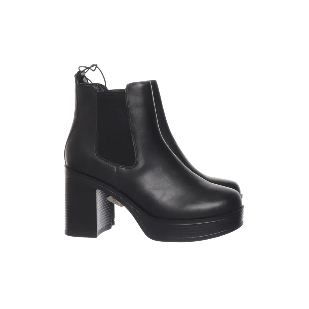 Image of Vox Chelsea boots (Preloved)