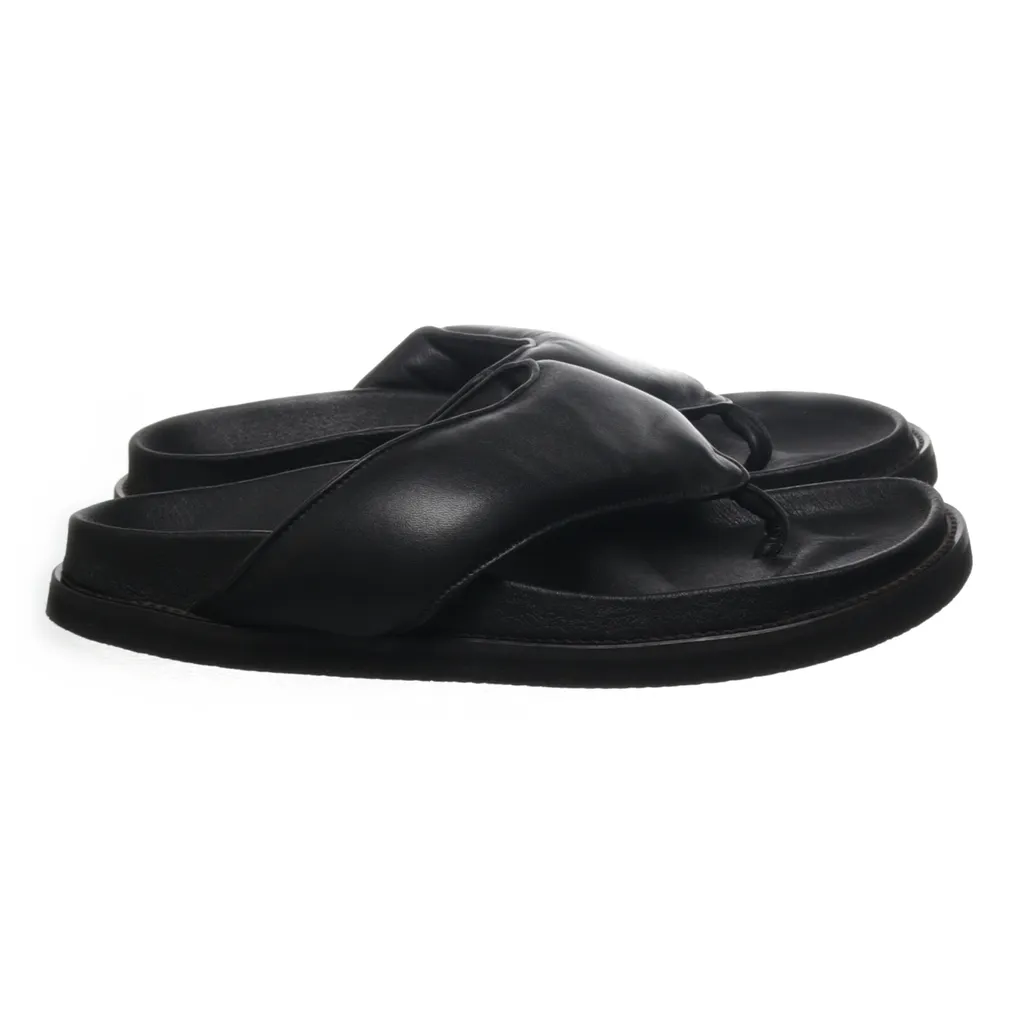 Image of Edited Teenslippers (Preloved)