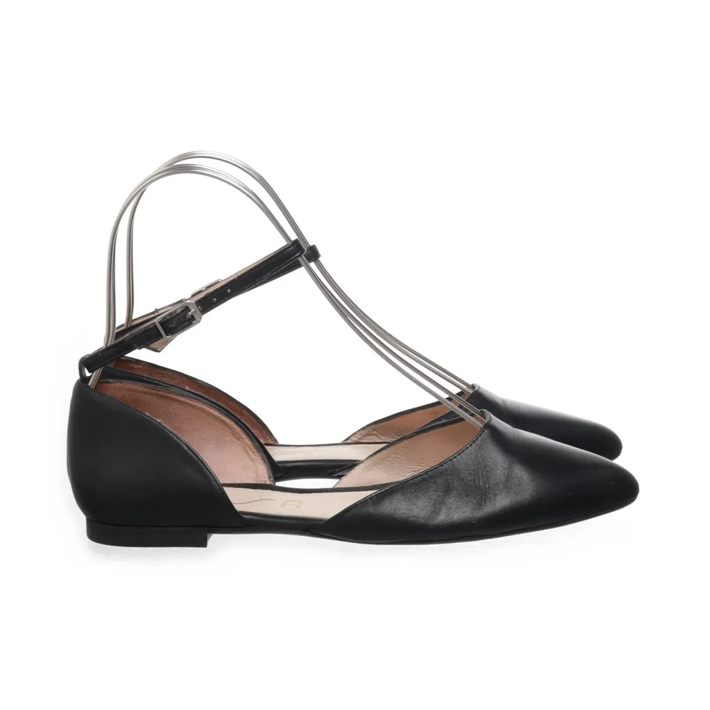 Image of Unisa Ballerina's (Preloved)