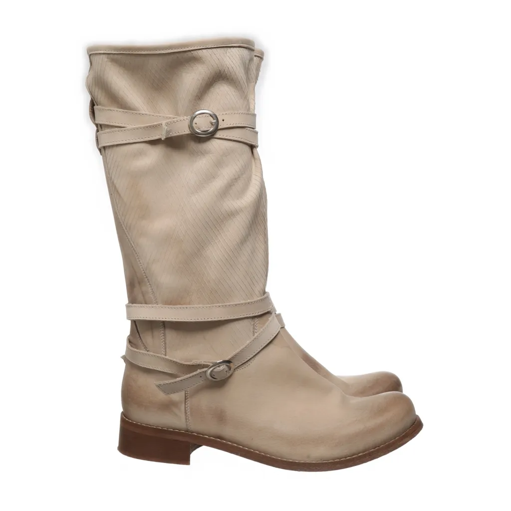 Image of Donna Laarzen (Preloved)