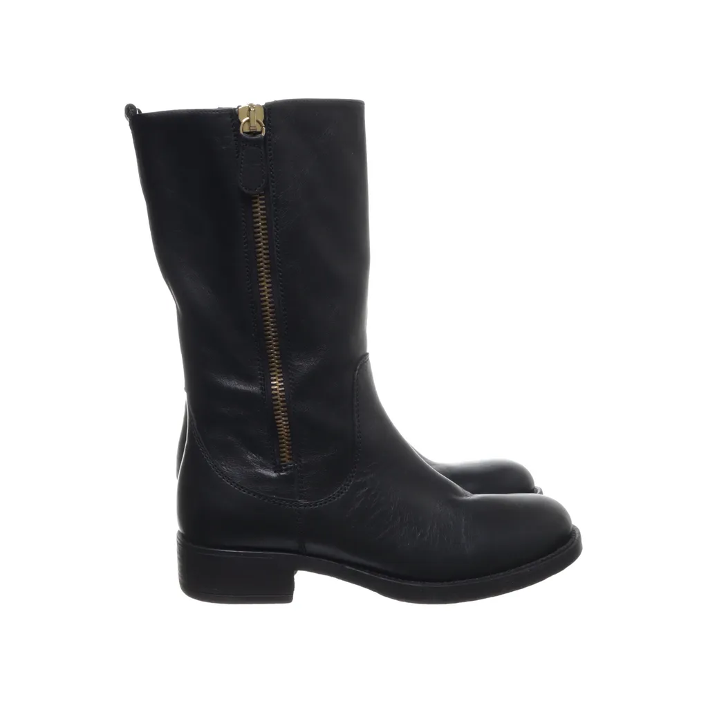Image of Debbie Laarzen (Preloved)
