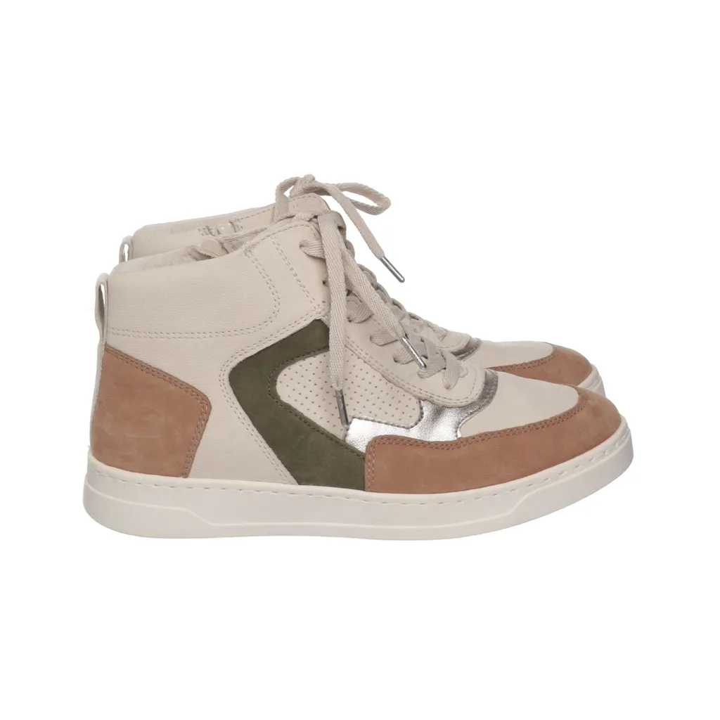 Image of Tamaris Sneakers (Preloved)