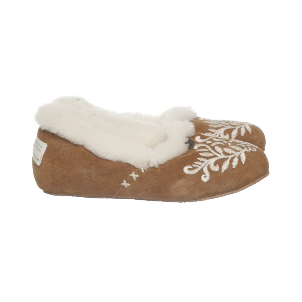 Image of Odd Molly Slippers (Preloved)