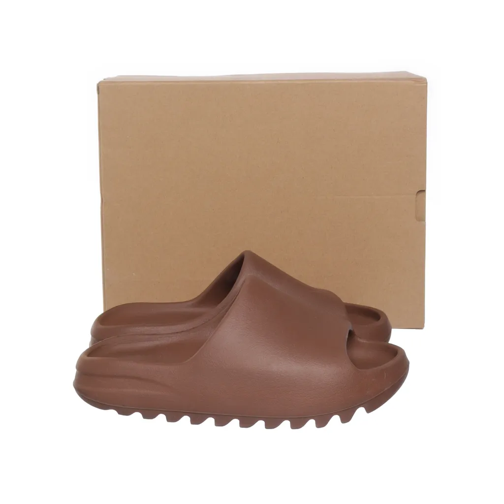 Image of Yeezy Slip-ins (Preloved)