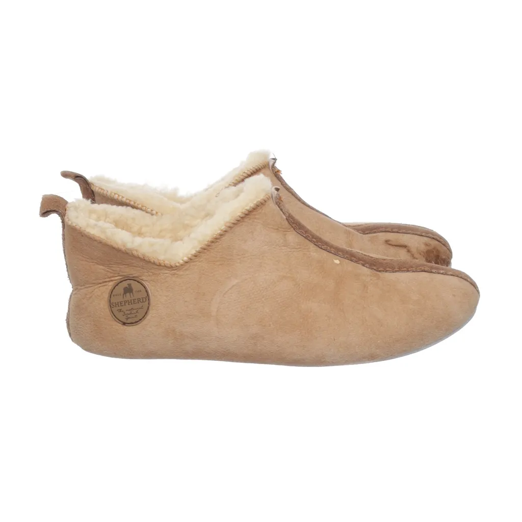 Image of Shepherd Slippers (Preloved)