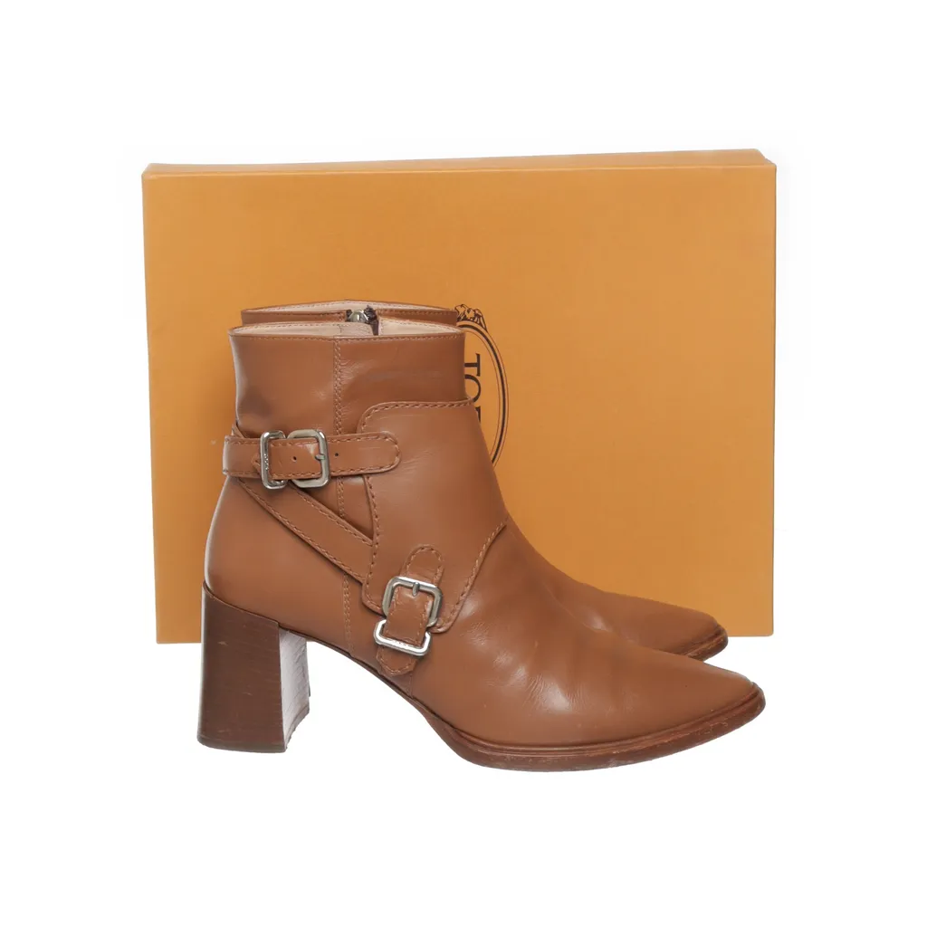 Image of Tod's Laarzen met hak (Preloved)