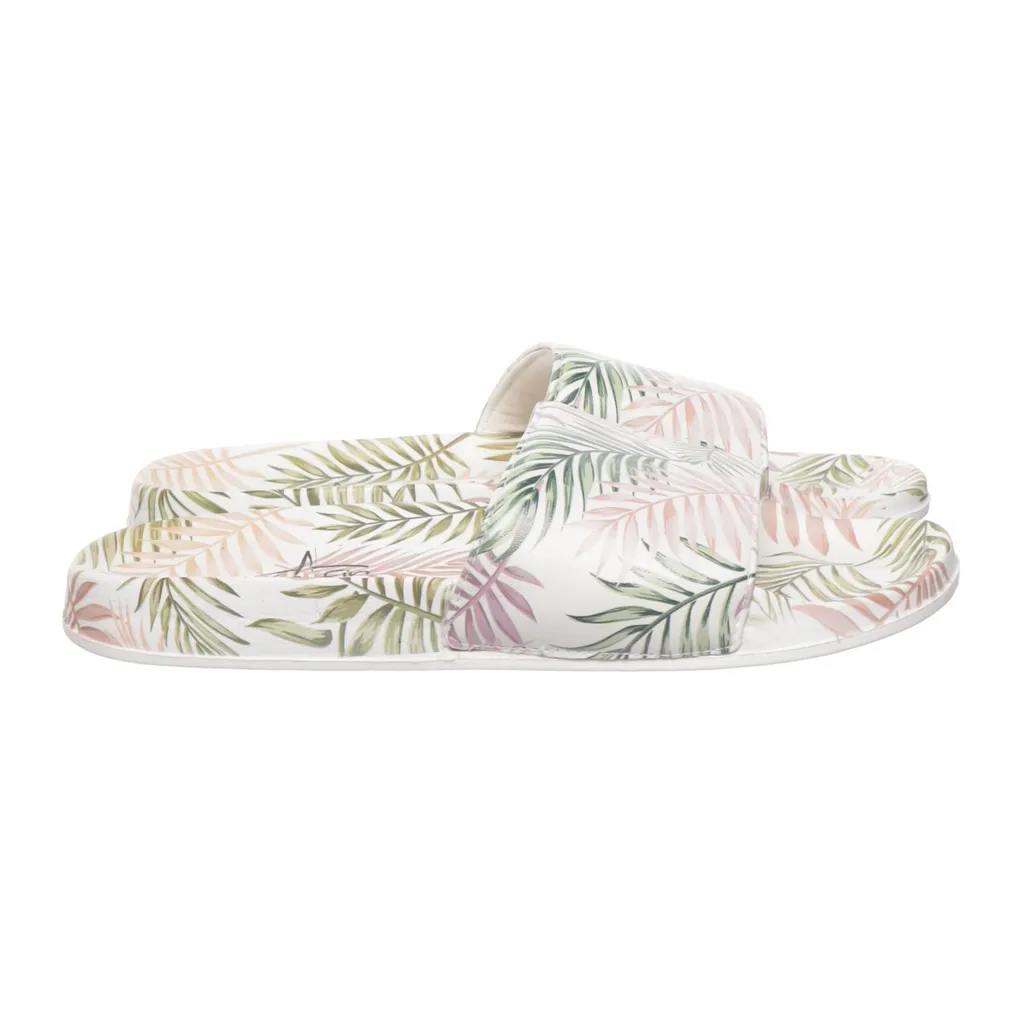 Image of Bluefin Slip-ins (Preloved)