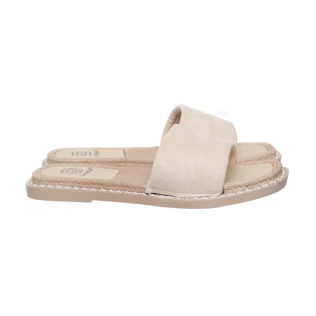 Image of Givana Slip-ins (Preloved)
