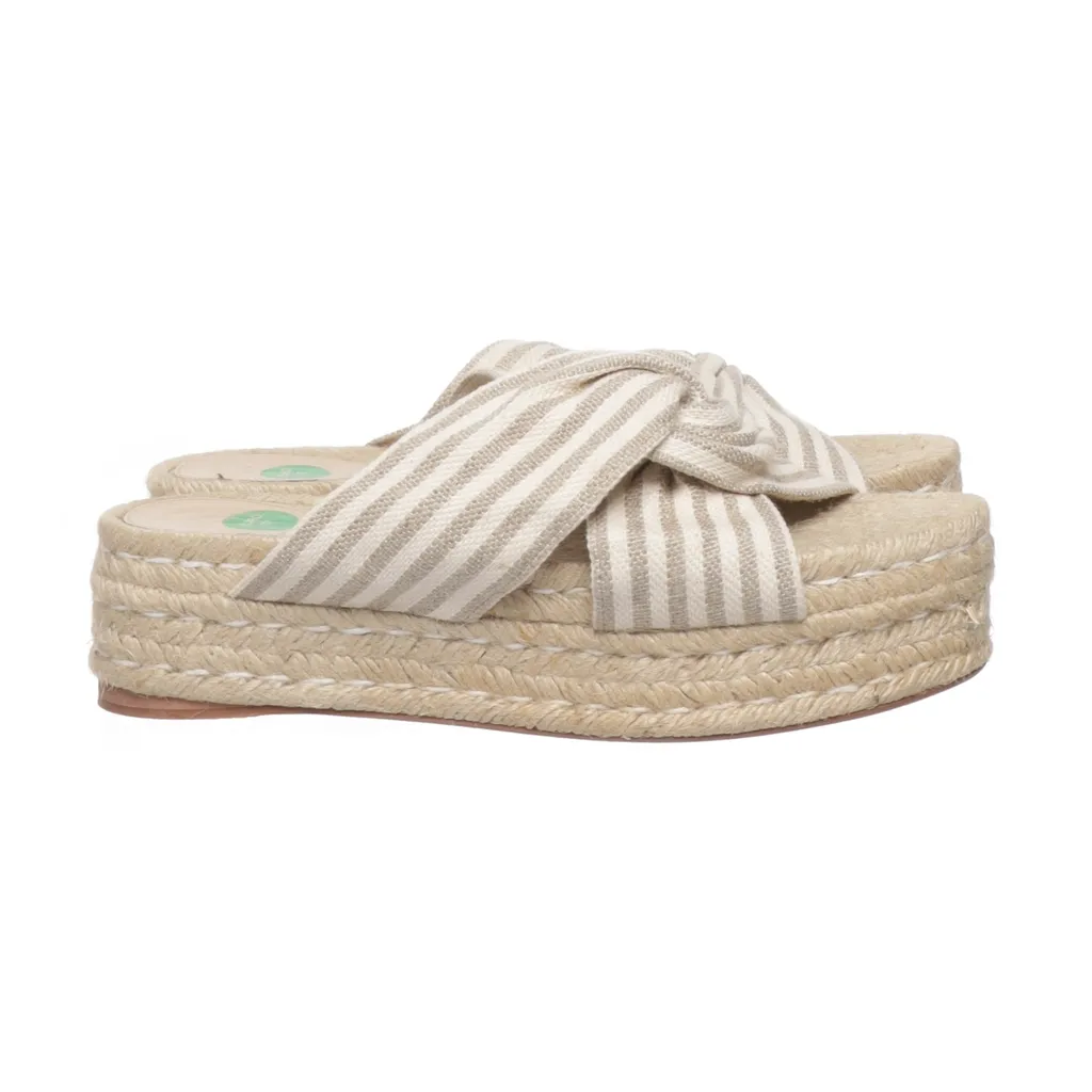 Image of Bershka Slip-ins (Preloved)