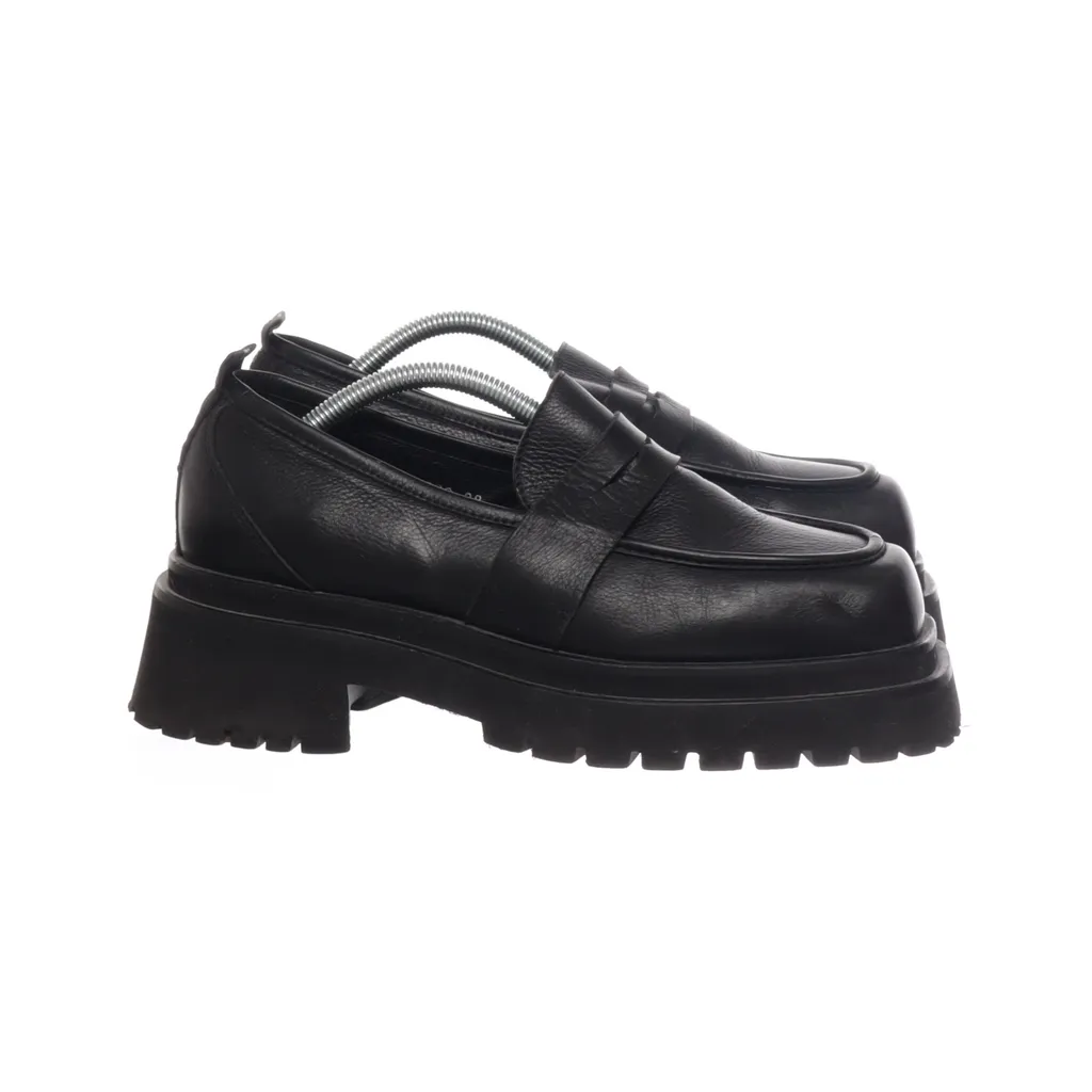 Image of Nude of Scandinavia Loafers (Preloved)
