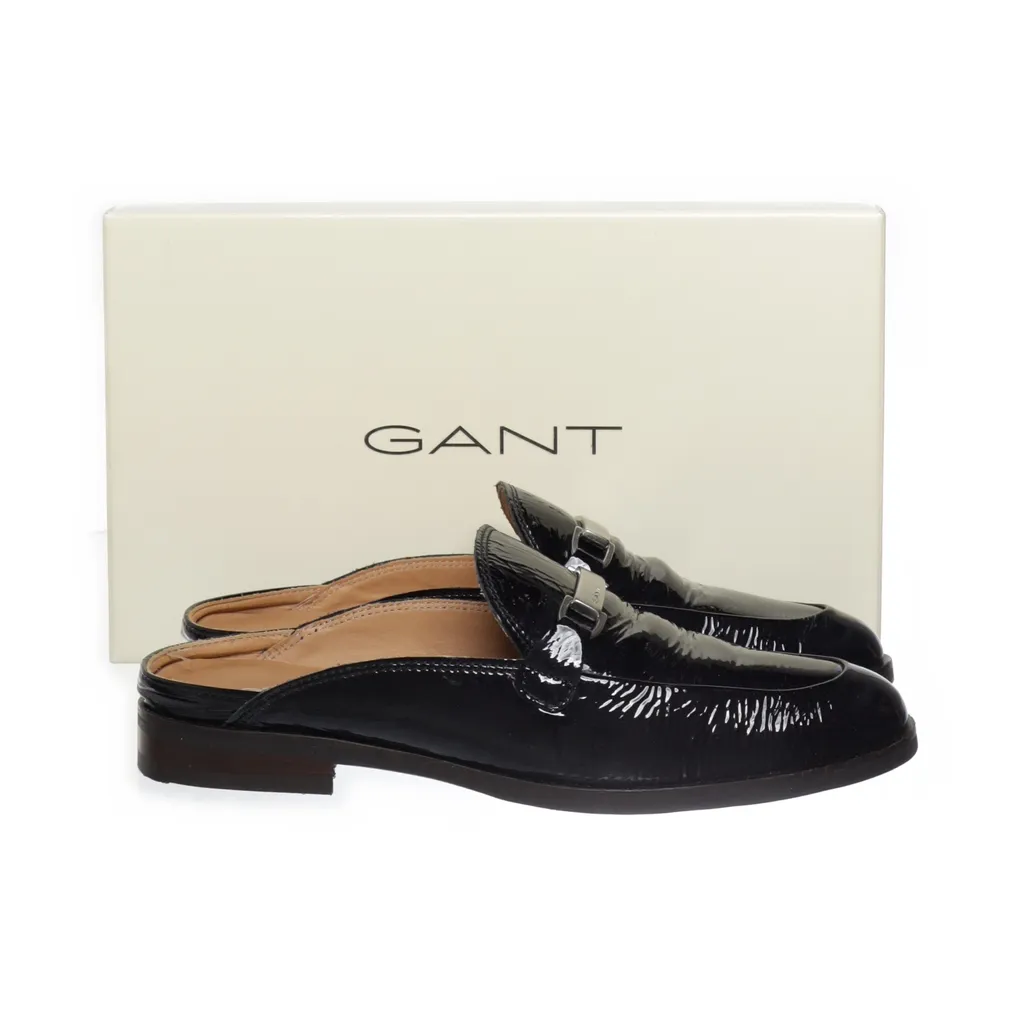 Image of GANT Slip-ins (Preloved)
