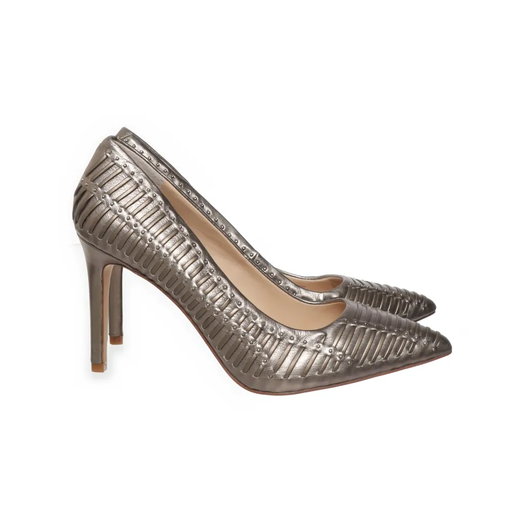 Image of Vince Camuto Hakken (Preloved)