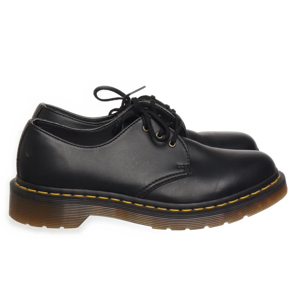 Image of Dr. Martens Derby schoenen (Preloved)