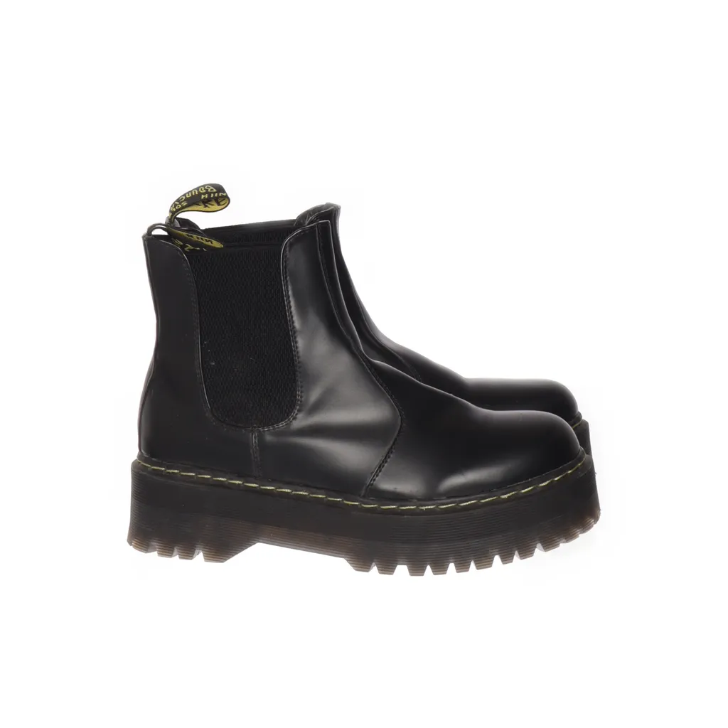 Image of Bouncing Chelsea boots (Preloved)