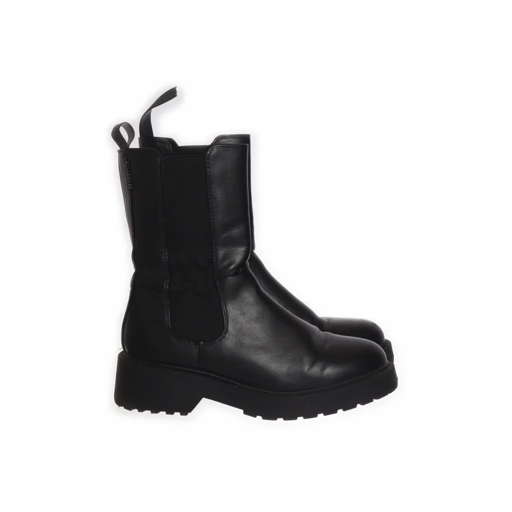 Image of Bull Boxer Chelsea boots (Preloved)