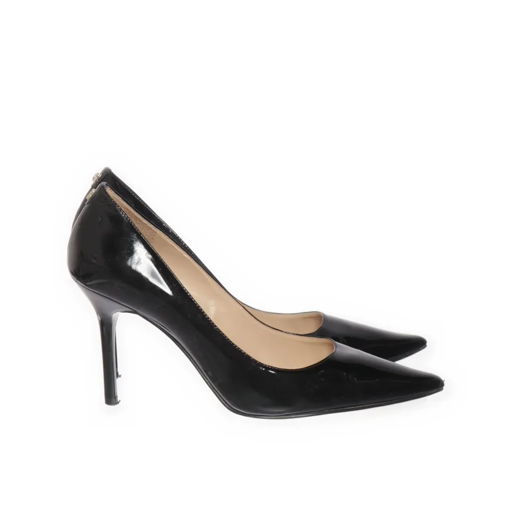 Image of Guess Hakken (Preloved)