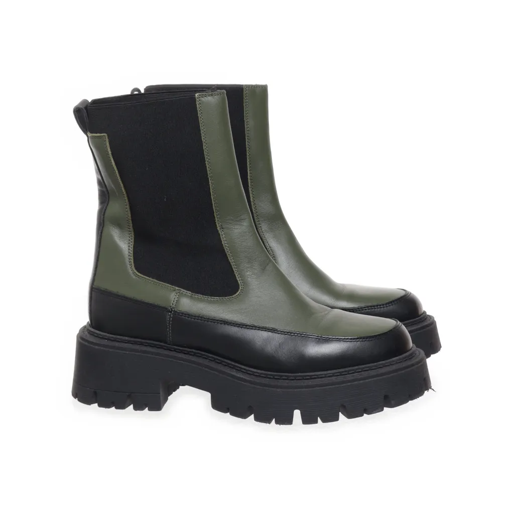 Image of Feners Chelsea boots (Preloved)