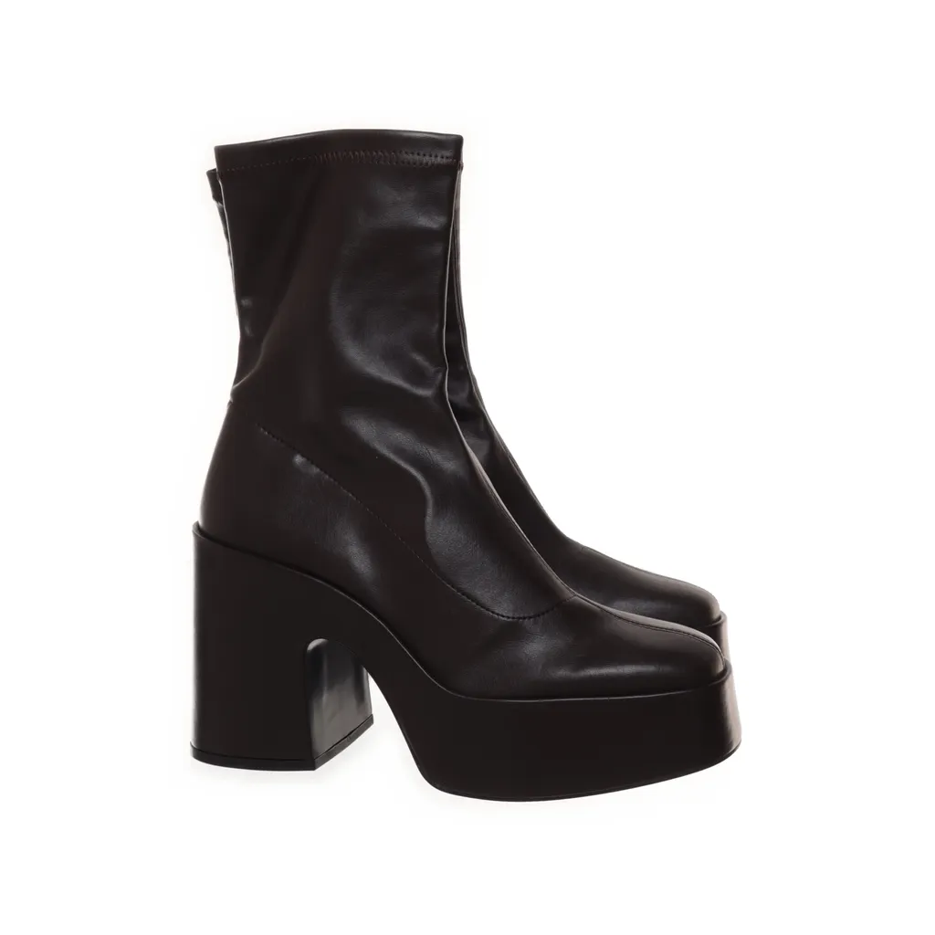 Image of Zara Laarzen met hak (Preloved)