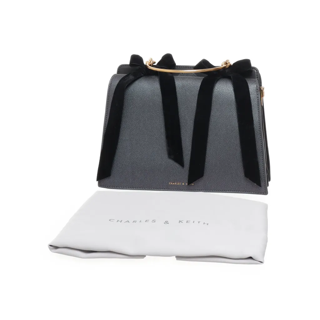 Image of Charles & Keith Handtas (Preloved)