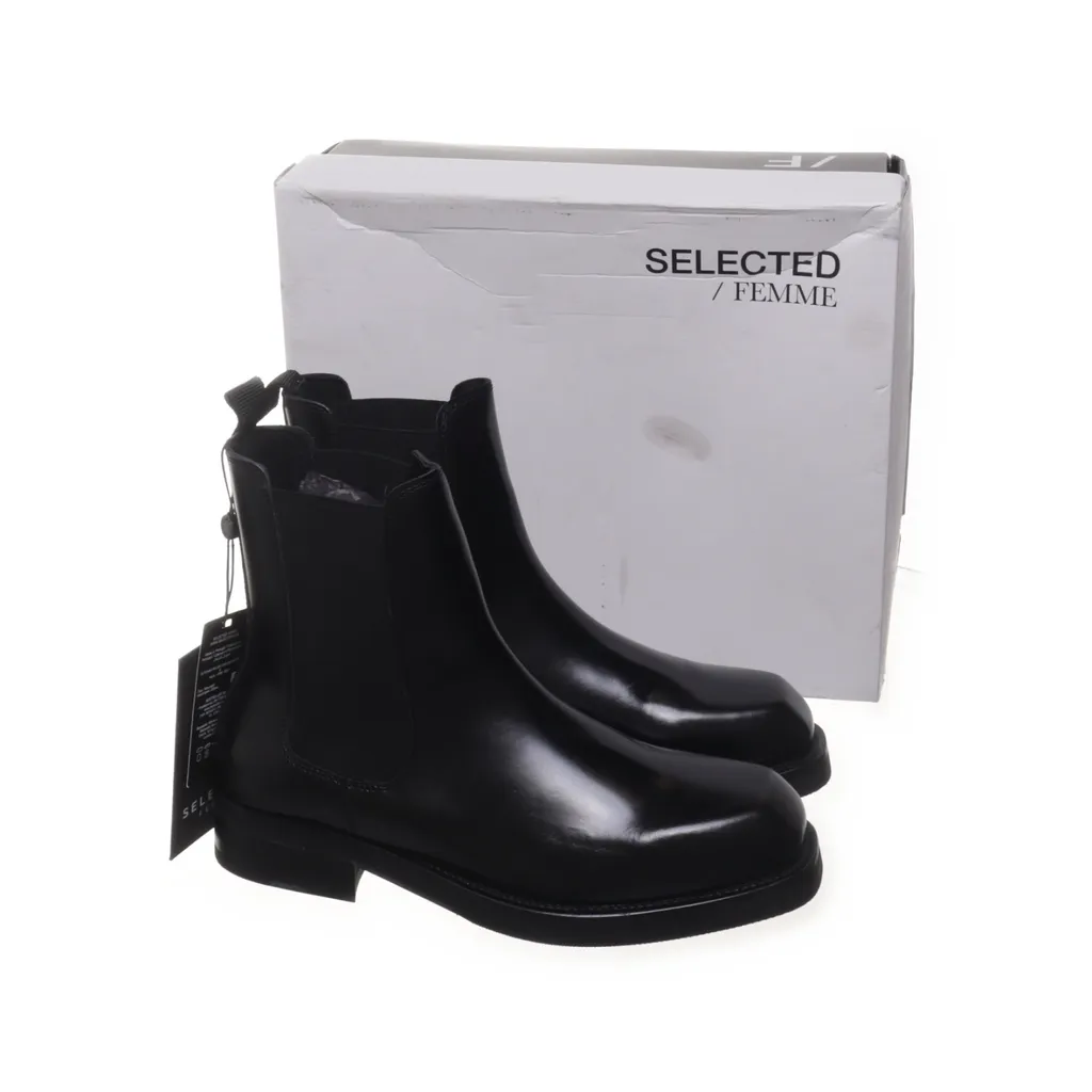 Image of Selected Femme Chelsea boots (Preloved)