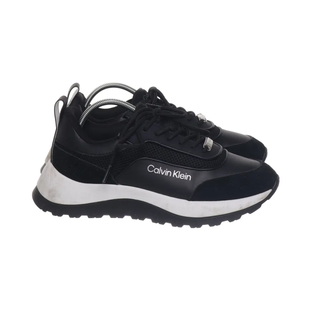 Image of Calvin Klein Sneakers (Preloved)