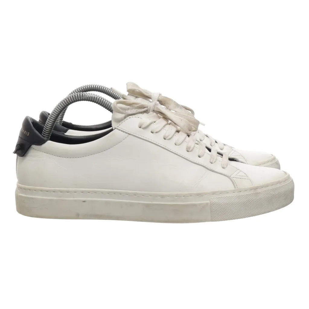 Image of Givenchy Sneakers (Preloved)