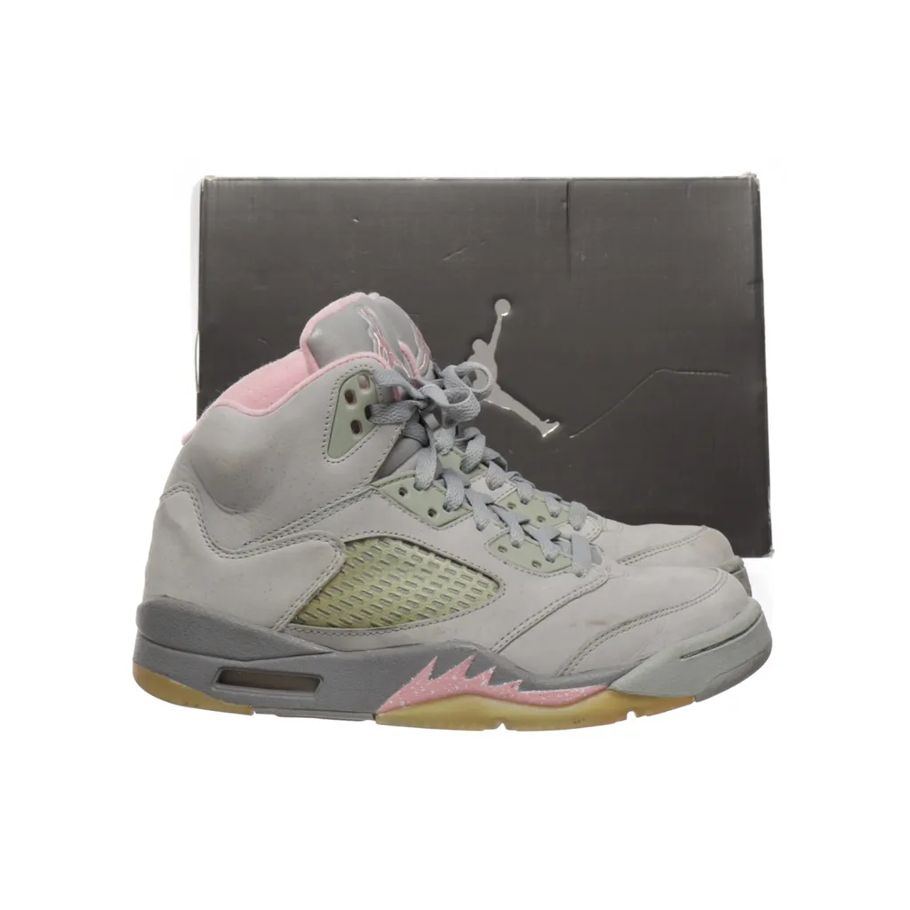 Image of Jordan Sneakers (Preloved)