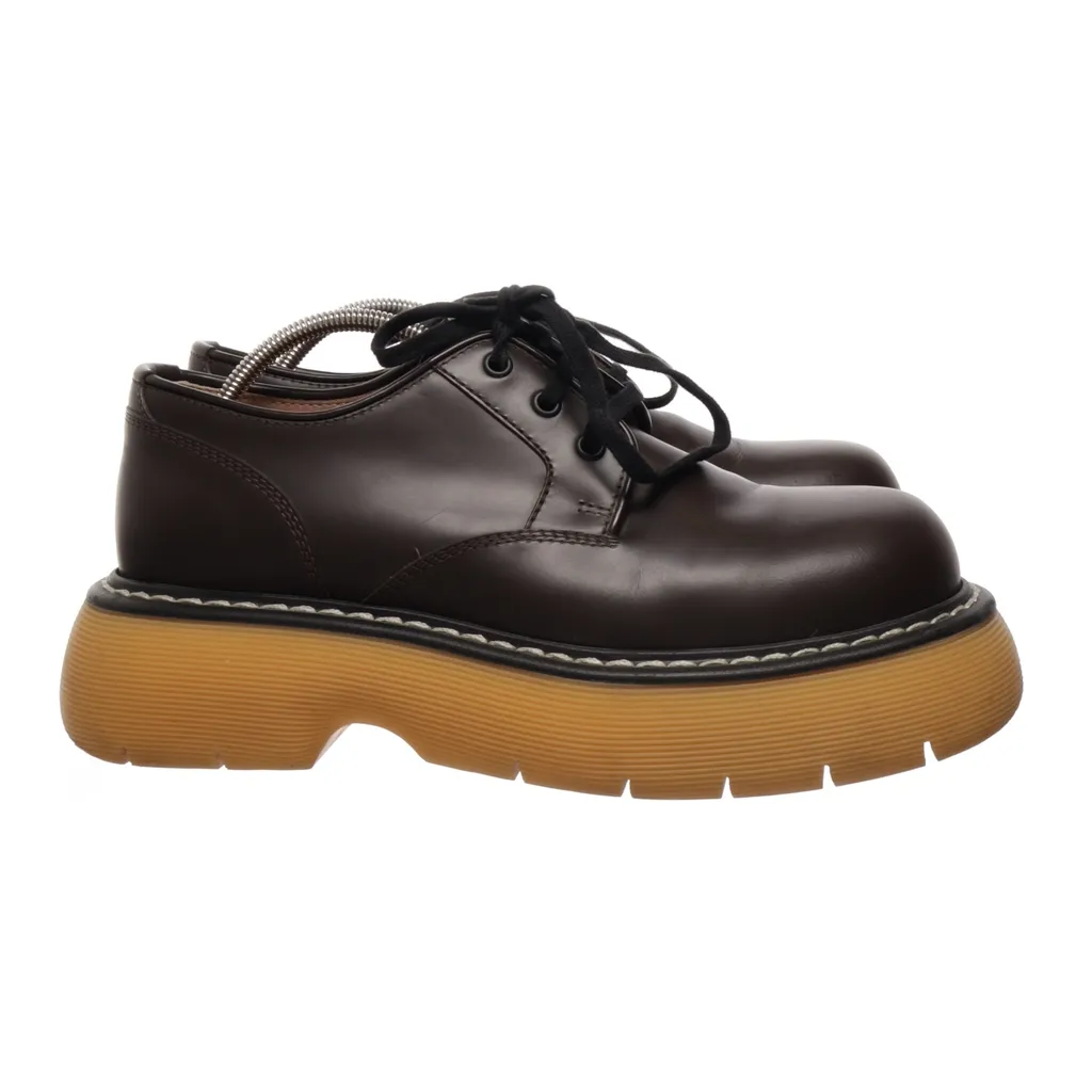 Image of Bottega Veneta Derby schoenen (Preloved)