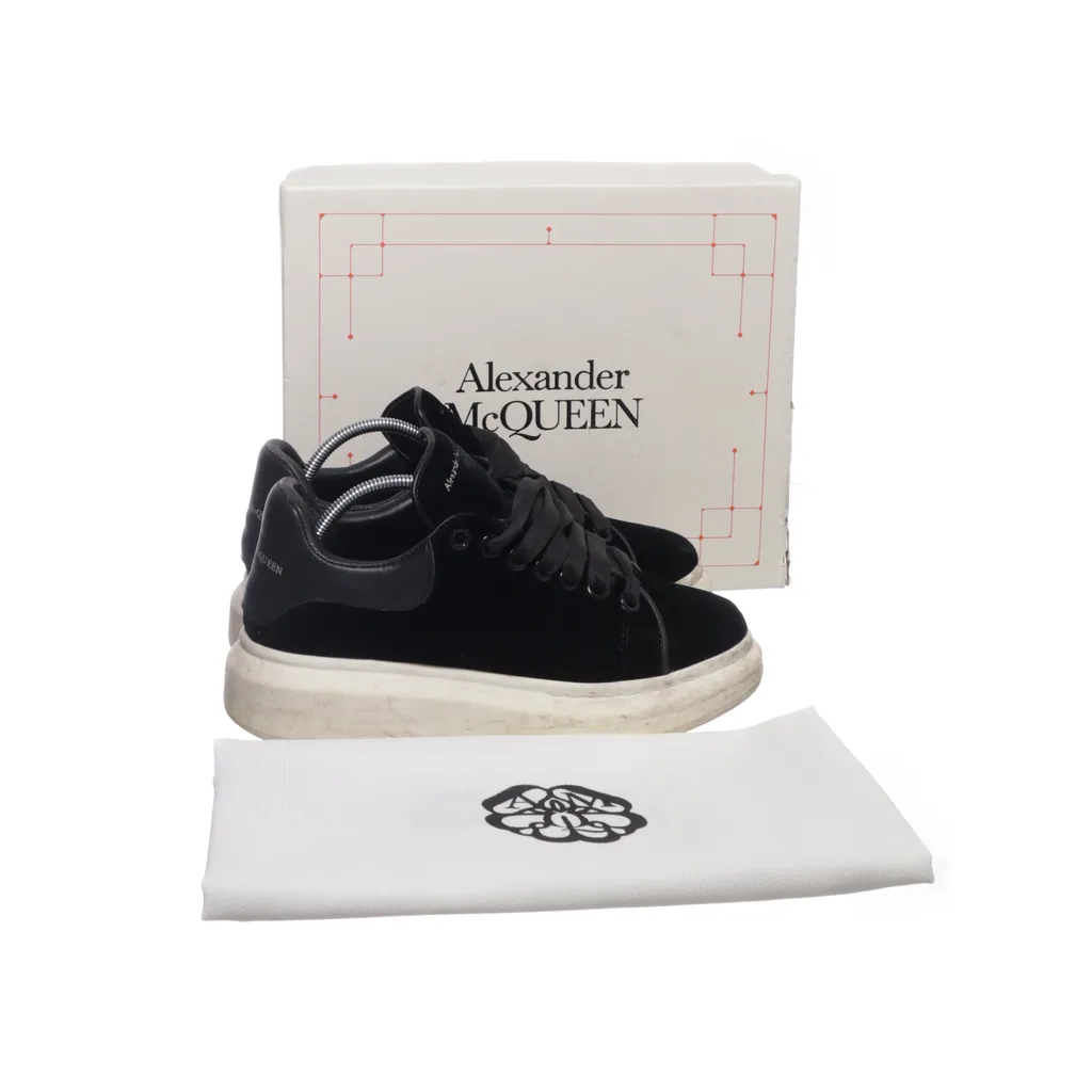Image of Alexander McQueen Sneakers (Preloved)