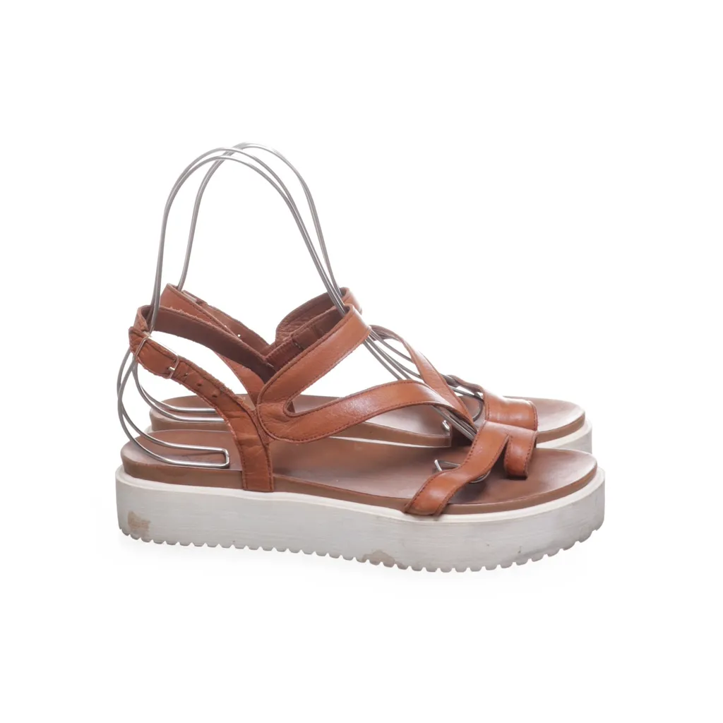 Image of Inuovo Sandalen (Preloved)