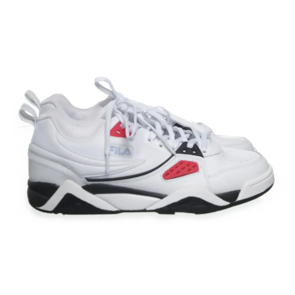 Image of Fila Sneakers (Preloved)