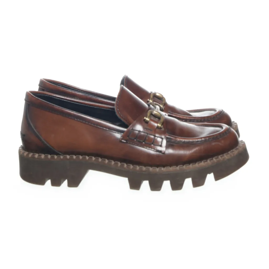 Image of Uterqüe Loafers (Preloved)