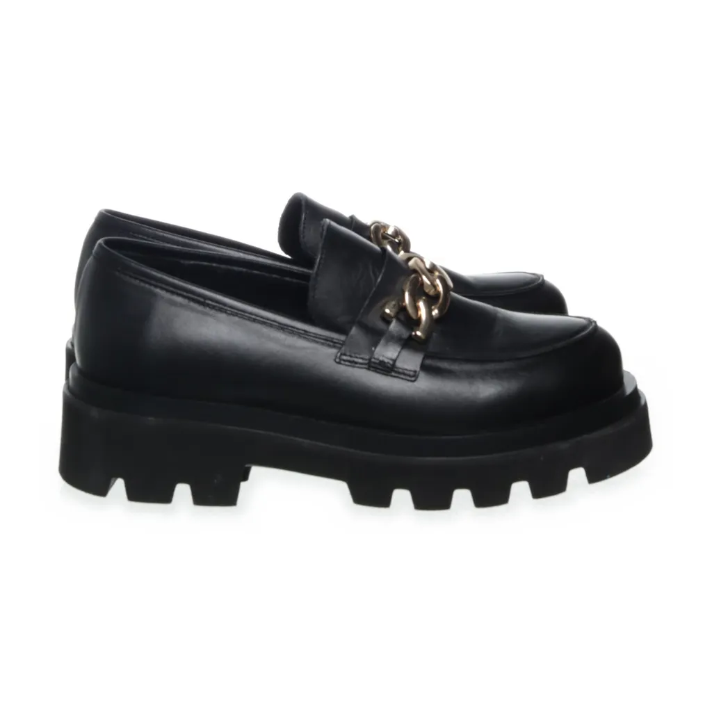 Image of Alohas Loafers (Preloved)