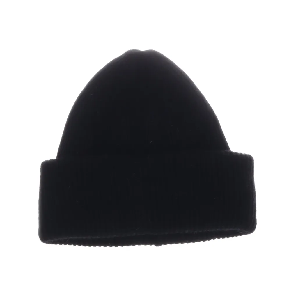 Image of Lisa Yang Muts (Preloved)