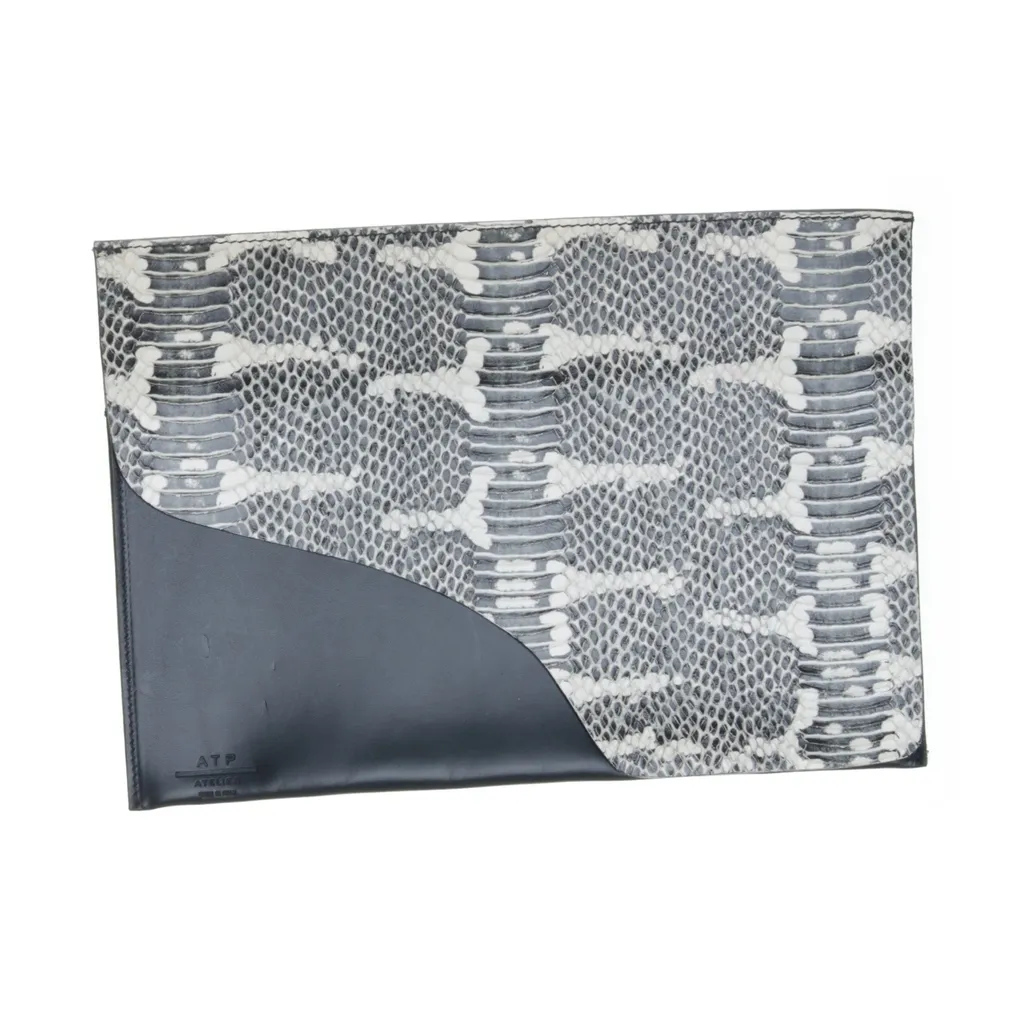 Image of ATP Atelier Envelop tas (Preloved)