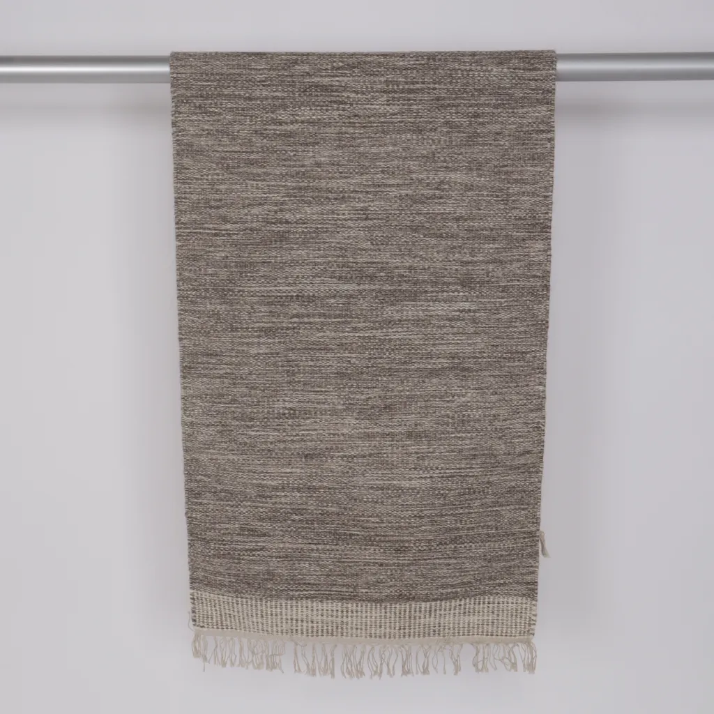 Image of Elsaform Koehaartapijt (Preloved)