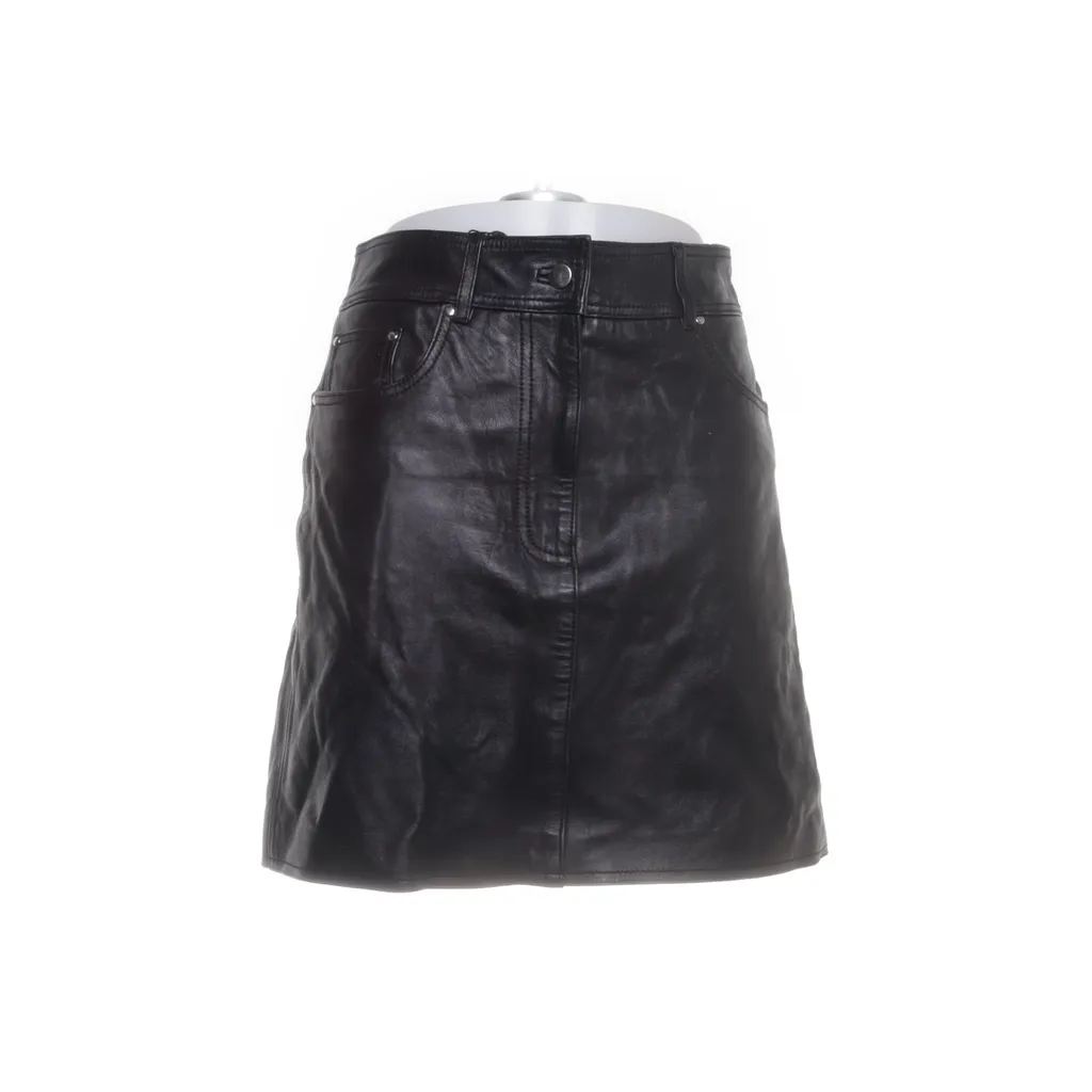 Image of Stand Studio Rok (Preloved)