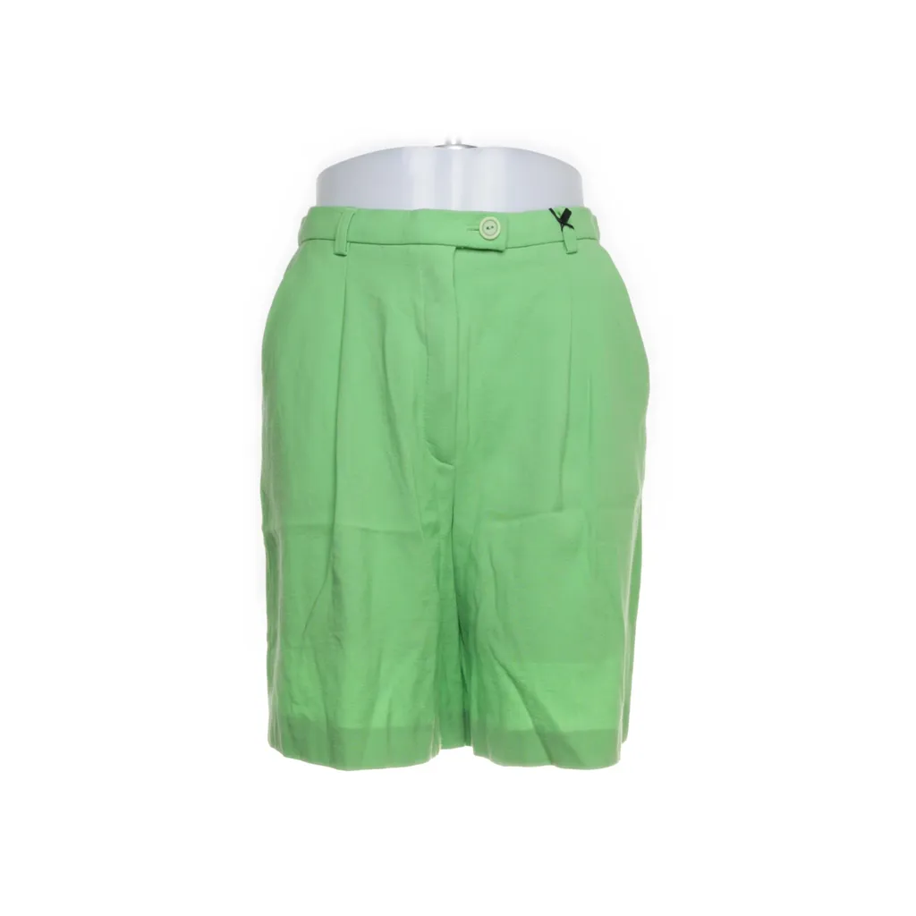 Image of Laurèl Korte broek (Preloved)